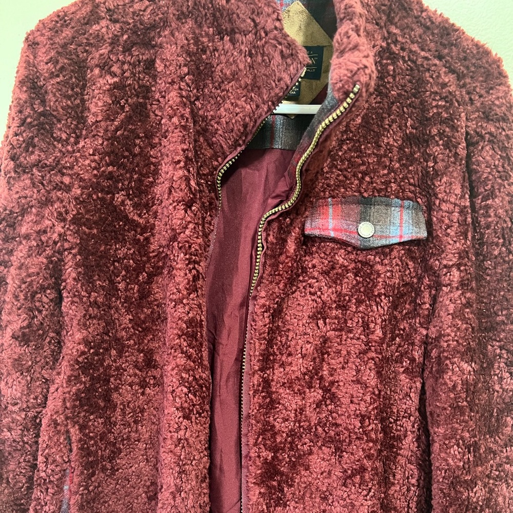 Women’s burgundy Pendleton wool jacket with plaid accent